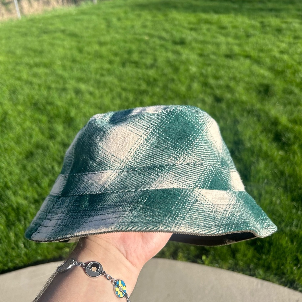 VINTAGE BUCKET HAT